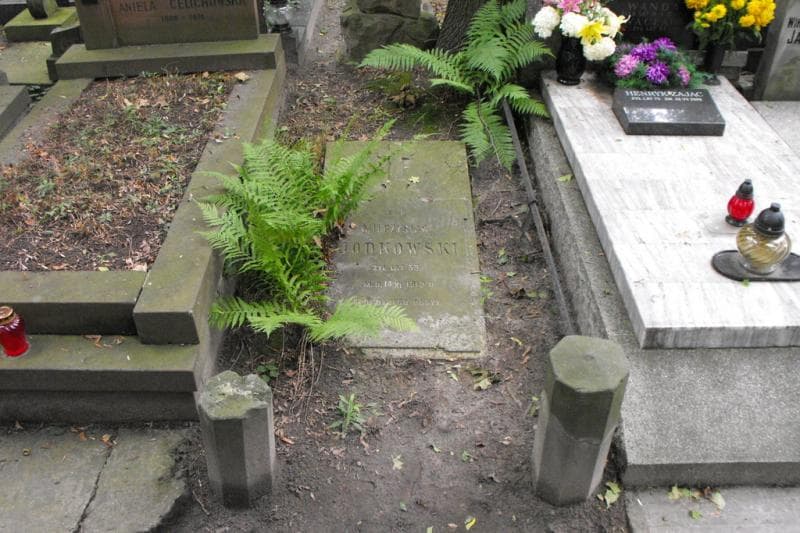 Zdjęcie grobu Mieczysław Jodkowski (1)