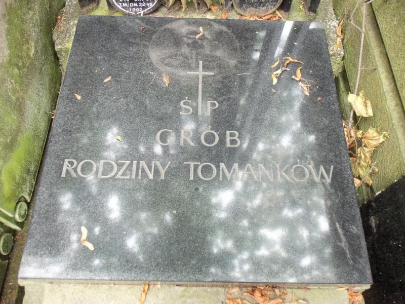 Zdjęcie grobu Karol Tomanek (2)