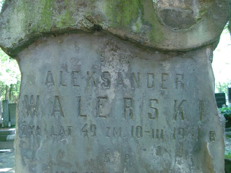 Zdjęcie grobu Aleksander Walerski (1)
