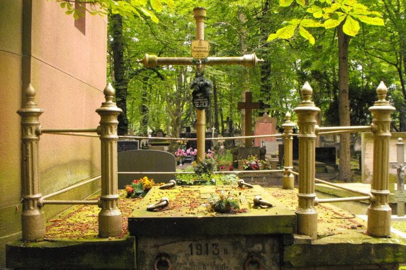 Zdjęcie grobu Oleg Lipnicki (2)