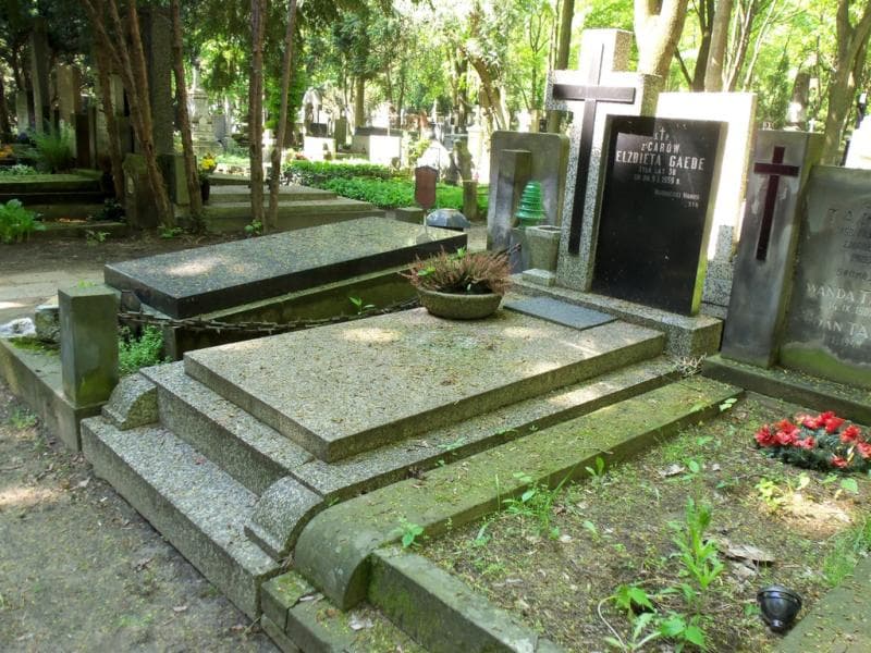 Zdjęcie grobu Bolesław Car (1)