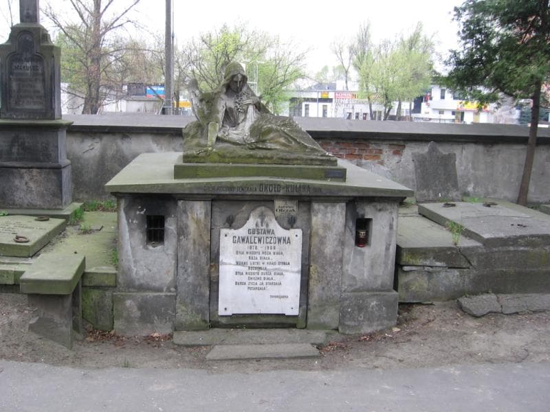 Zdjęcie grobu Około-Kułak (1)