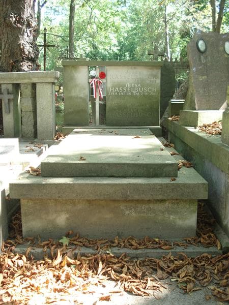Zdjęcie grobu: Jerzy Hasselbusch