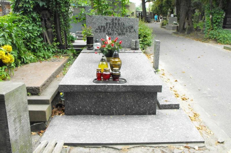 Zdjęcie grobu: Benedykt Adamski