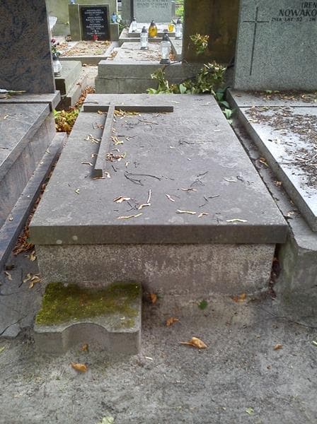 Zdjęcie grobu Chrościccy (1)