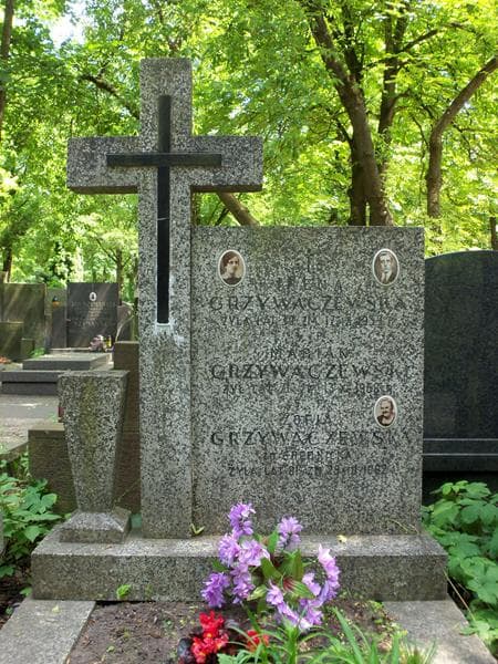 Zdjęcie grobu Marian Grzywaczewski (2)
