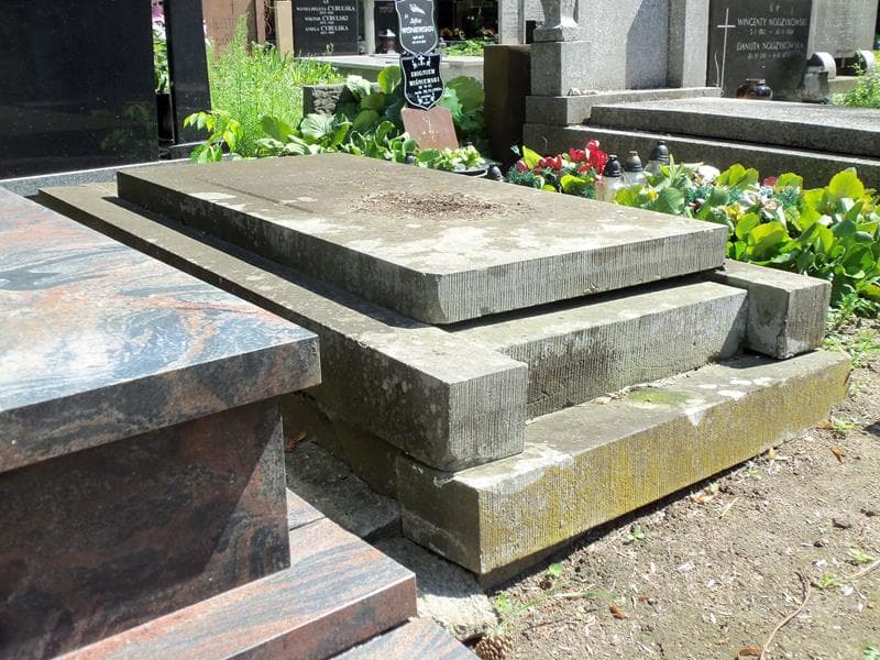 Zdjęcie grobu Ksenia Sergiej (1)