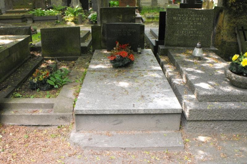 Zdjęcie grobu Maria Dobija (1)
