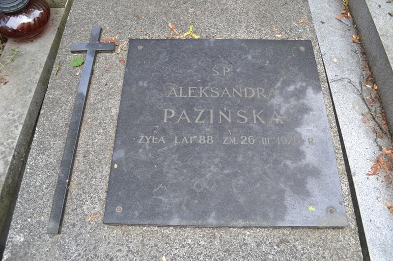 Zdjęcie grobu Aleksandra Pazińska (2)