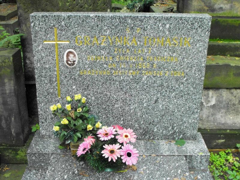 Zdjęcie grobu Grażynka Tomasik (2)