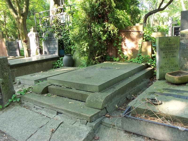 Zdjęcie grobu Korneljusz Heidrich (1)