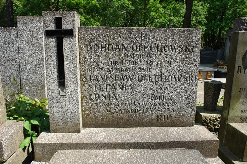 Zdjęcie grobu Zosia Olechowska (2)