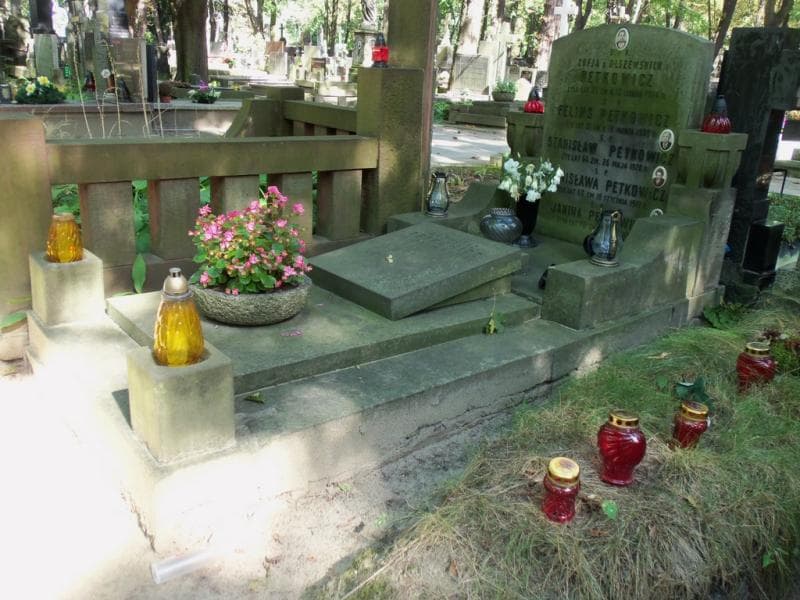 Zdjęcie grobu Stanisław Petkowicz (1)