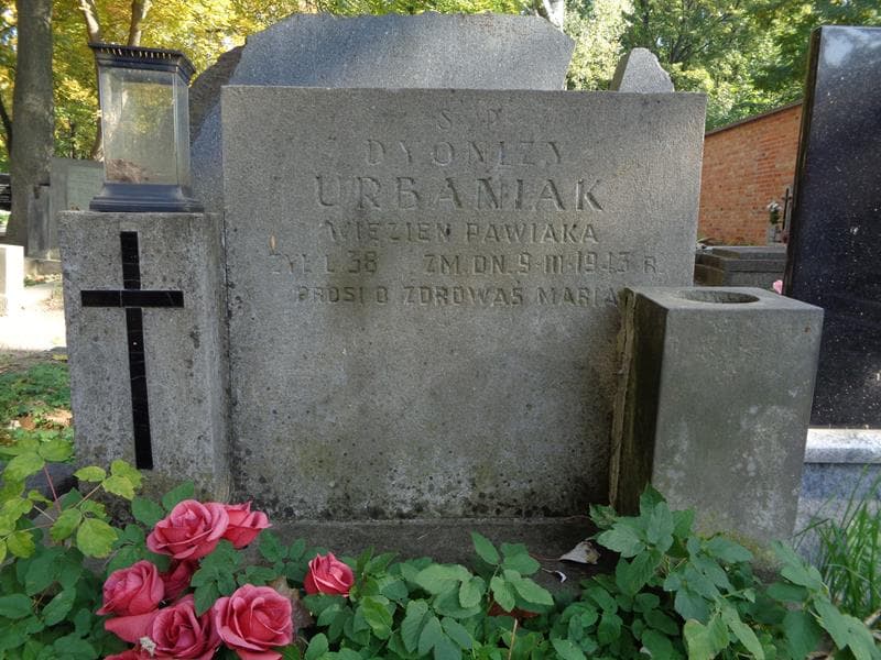 Zdjęcie grobu Dyonizy Urbaniak (2)