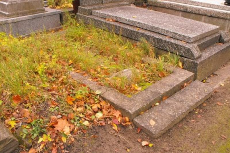 Zdjęcie grobu Anonim (1)