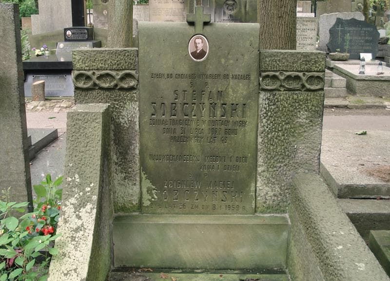 Zdjęcie grobu Maria Olkiewicz (2)