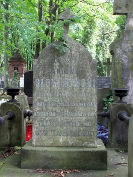 Zdjęcie grobu Antoni Michał Słowikowski (2)