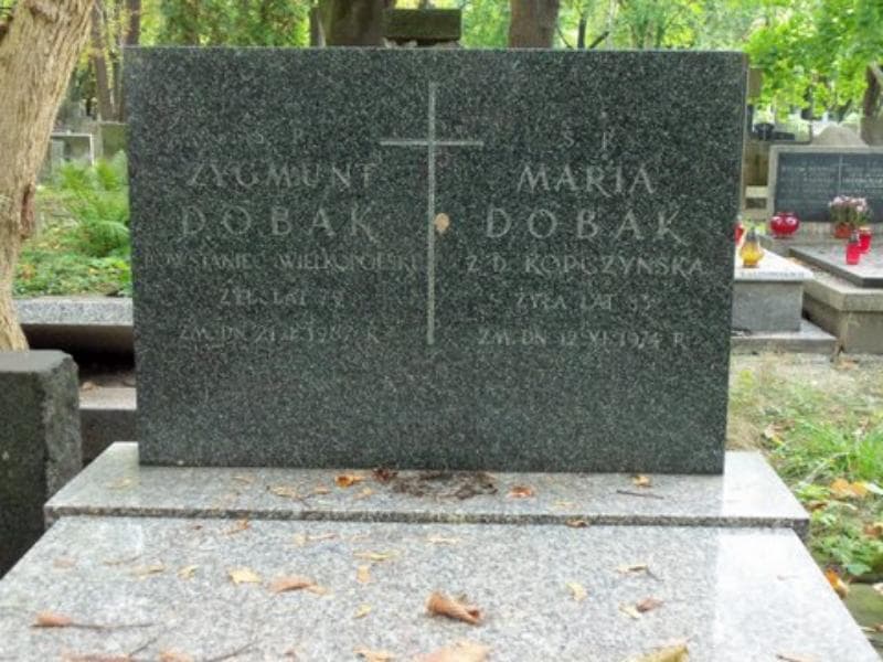 Zdjęcie grobu Maria Dobak (2)