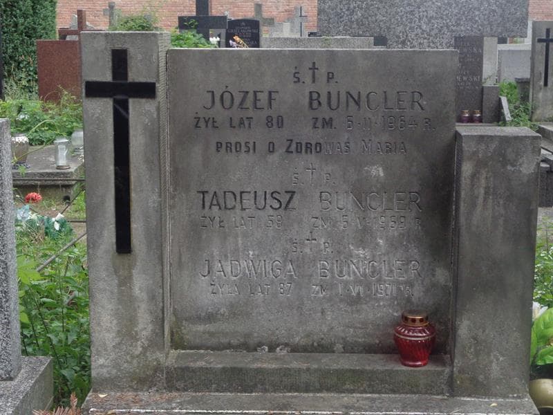 Zdjęcie grobu Tadeusz Buncler (2)