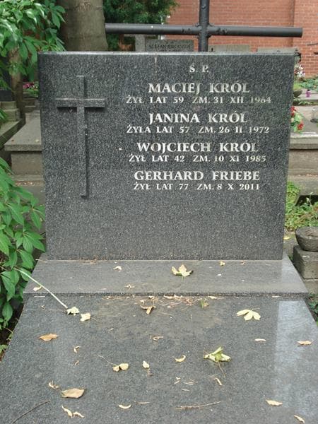 Zdjęcie grobu Maciej Król (2)