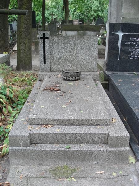 Zdjęcie grobu Kurlandzcy (1)