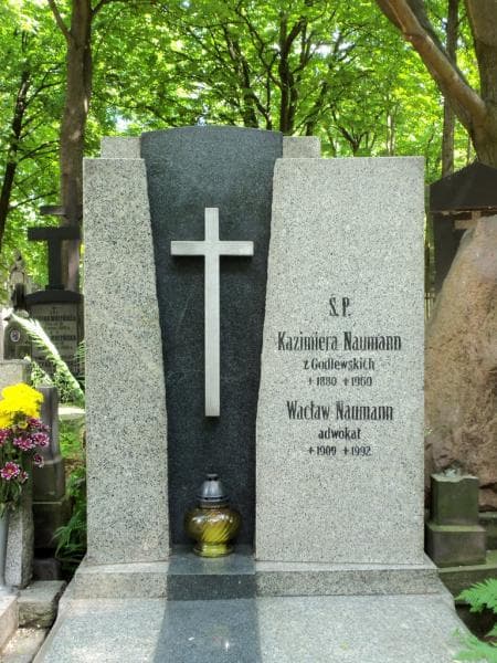 Zdjęcie grobu Kazimiera Naumann (2)