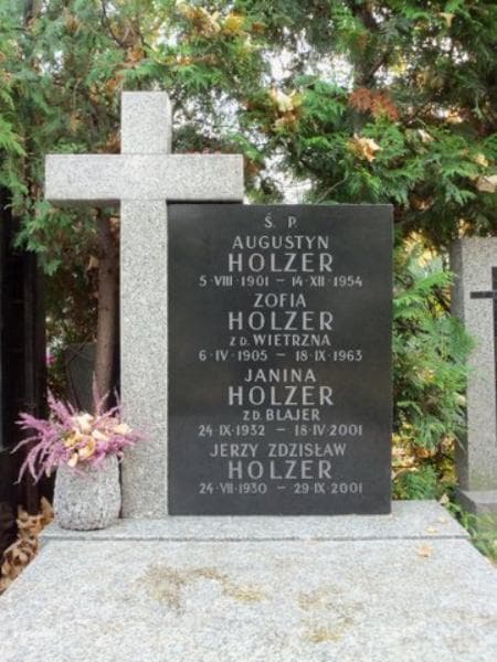 Zdjęcie grobu Zofia Holzer (2)