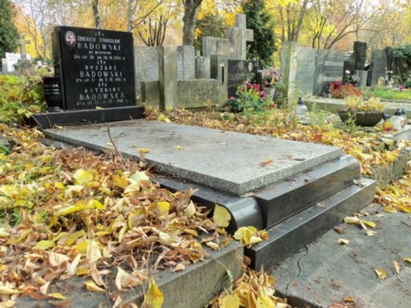 Zdjęcie grobu Ryszard Badowski (1)