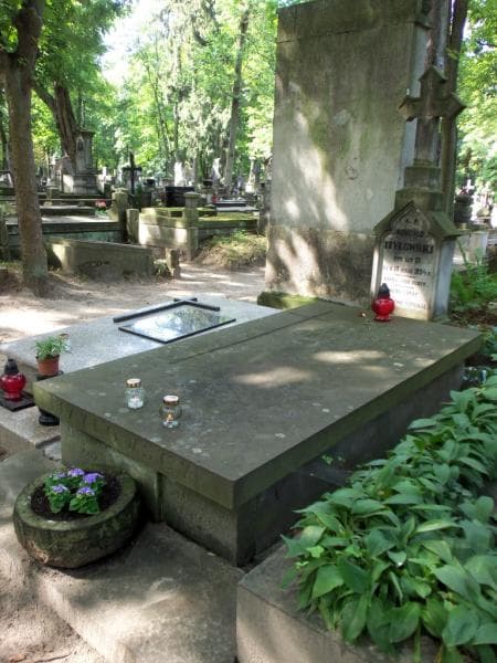 Zdjęcie grobu Stanisław Iżyłowski (1)