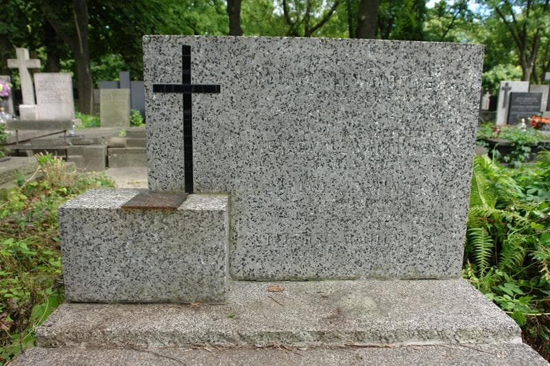 Zdjęcie grobu Maria Lewandowska (2)