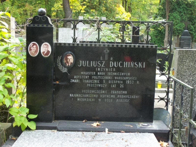 Zdjęcie grobu Juliusz Duchiński (2)