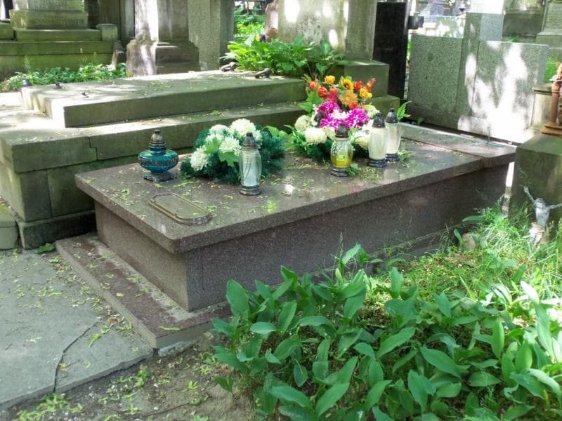 Zdjęcie grobu Adela Bąk (1)