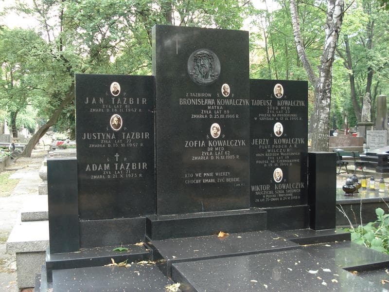 Zdjęcie grobu Justyna Tazbir (2)