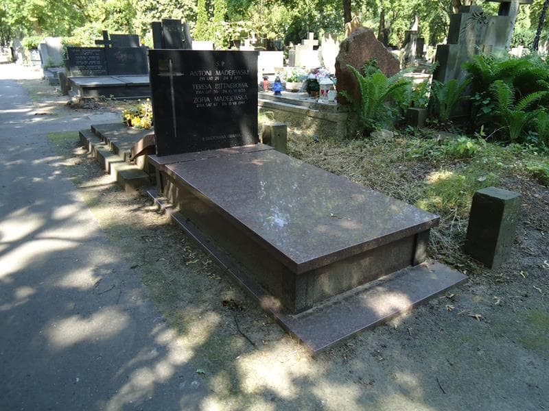Zdjęcie grobu Antoni Madejewski (1)