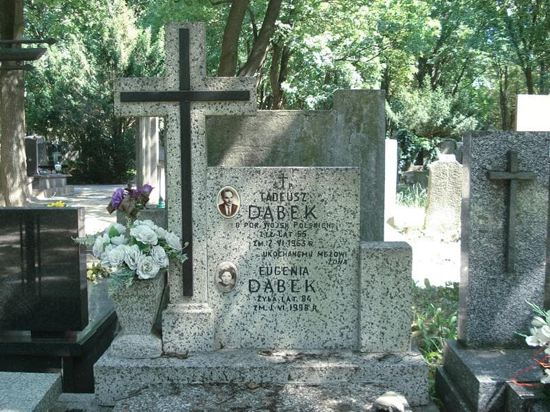 Zdjęcie grobu Eugenia Dąbek (1)