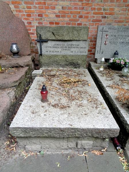 Zdjęcie grobu Janusz Osiński (1)