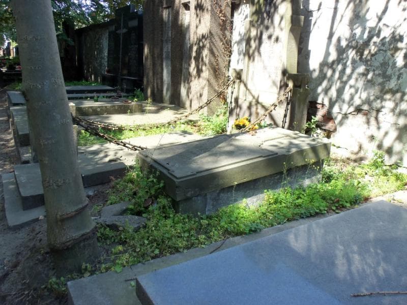 Zdjęcie grobu Franciszka Obrębska (1)
