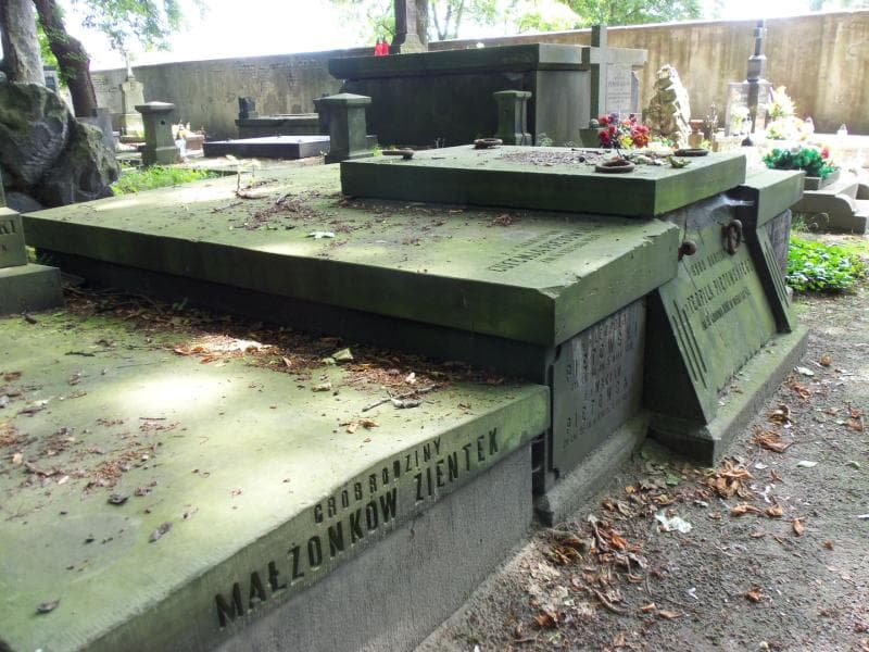 Zdjęcie grobu Wacław Centkowski (1)