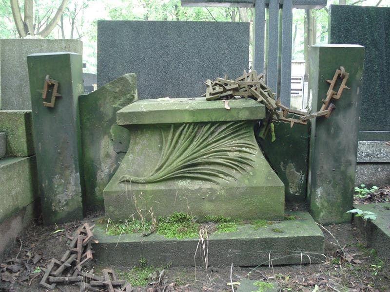 Zdjęcie grobu Anonim (1)