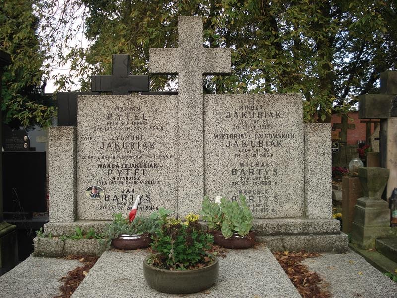 Zdjęcie grobu Jan Bartyś (2)