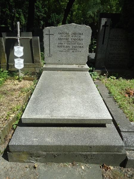 Zdjęcie grobu: Antoni Zadora