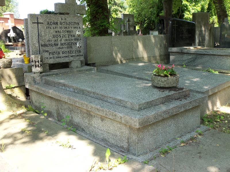 Zdjęcie grobu Adam Roszczyk (1)