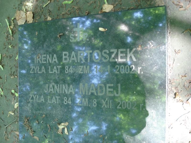 Zdjęcie grobu Janina Madej (2)