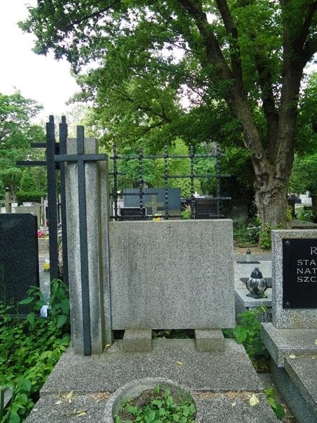 Zdjęcie grobu Maria Apcio (2)