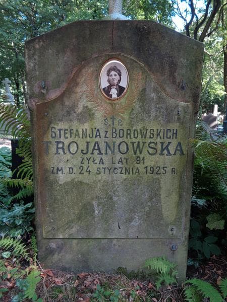 Zdjęcie grobu Stefanja Trojanowska (2)
