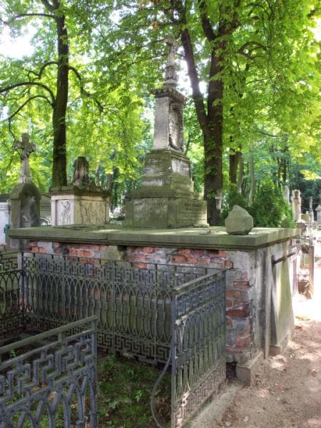 Zdjęcie grobu Adam Gostomski (1)