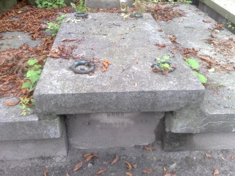 Zdjęcie grobu Kazimierz Stolarek (1)