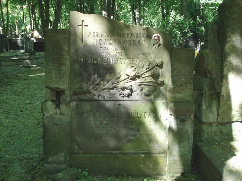 Zdjęcie grobu Wiesława Nowakowska (1)