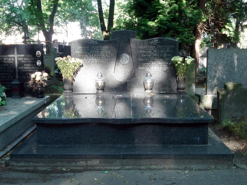 Zdjęcie grobu: Tadeusz Piotrowski