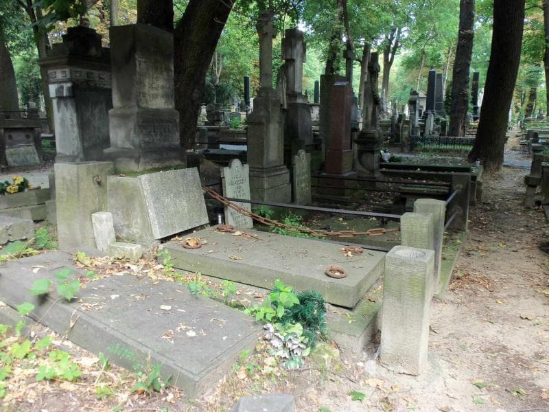 Zdjęcie grobu Augusta Broniewska (1)